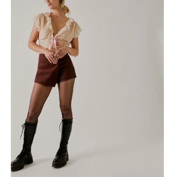 🎉LAST CHANCE🎉 FREE PEOPLE x ANNA SUI Lilly Solid Velvet Top / Shell - Picture 4 of 5